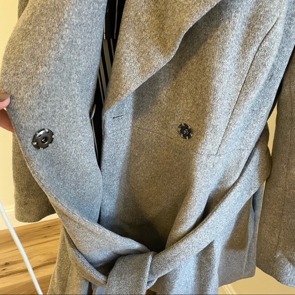 ASOS COAT JACKET US 14 GRAY PEPLUM SWING CHIC BELTED BUTTON CLOSURE MINT COND - Picture 13 of 14